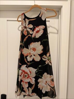 Karen Kane - Black Floral A-Line Sleeveless Dress with White and Coral Blooms